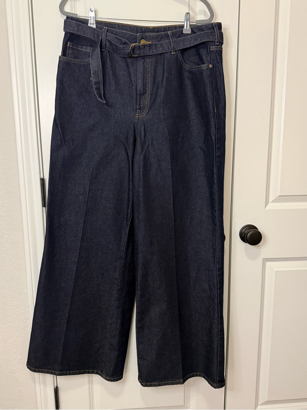 Express High Rise Wide Leg Dark Denim Jeans with Belt - Size 12